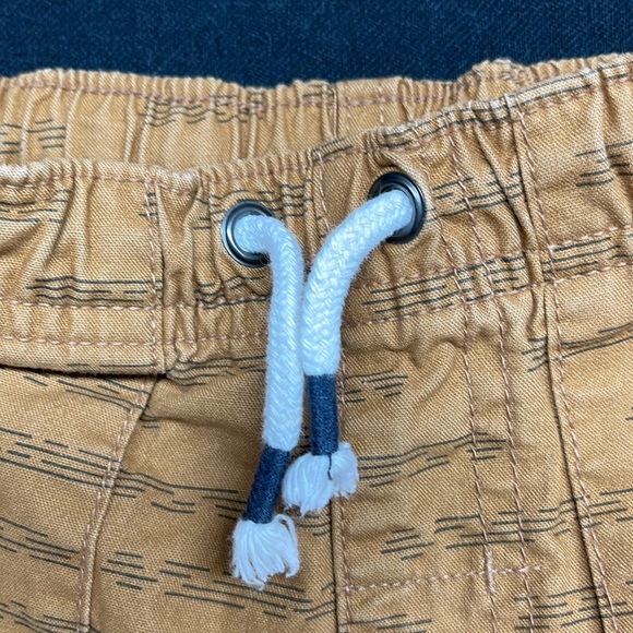 Cat & Jack 2t boys shorts rust color - Picture 2 of 6